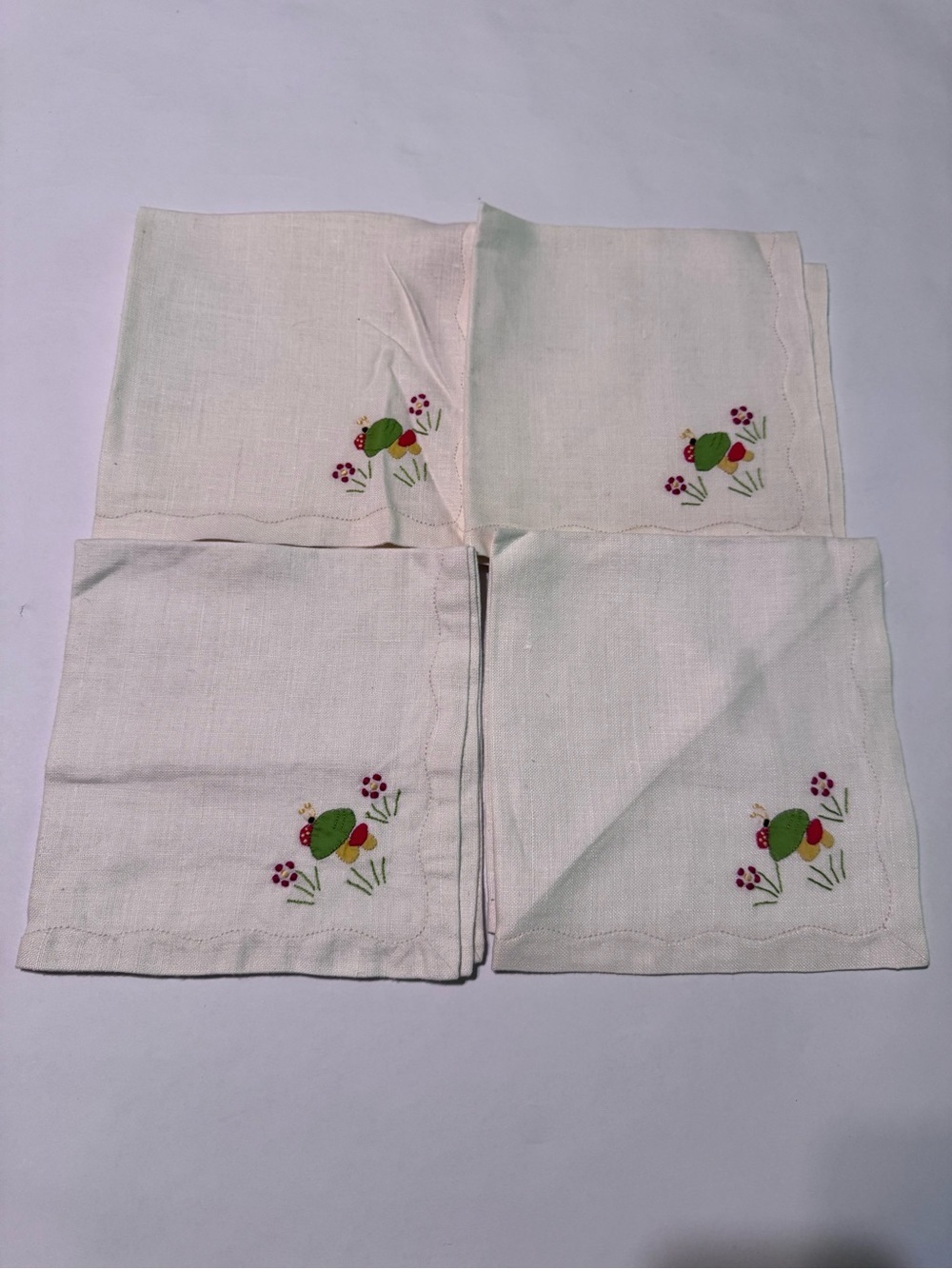 Vintage Hand Stitched Strawberry Linen Cloth Napkins Lot 4 Portugal Embroidered